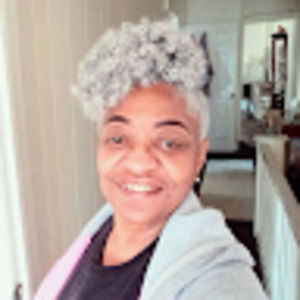 Meet your Posher, Lorraine